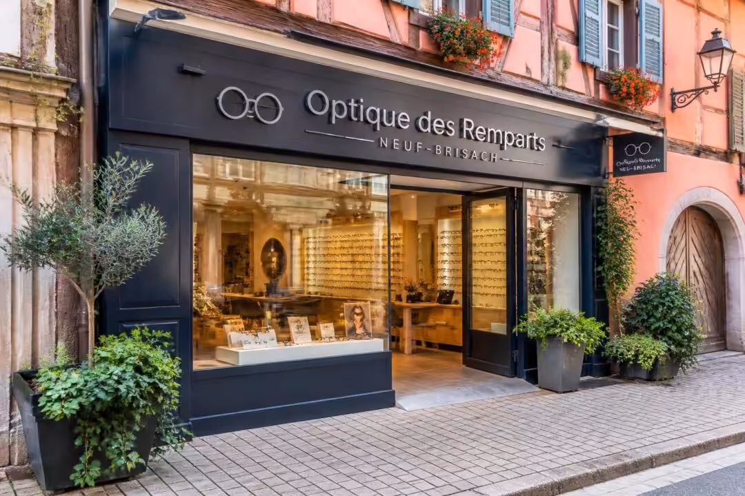 découvrez atol à neuf-brisach, votre magasin d'optique incontournable pour des lunettes de qualité, un service expert et des conseils personnalisés.